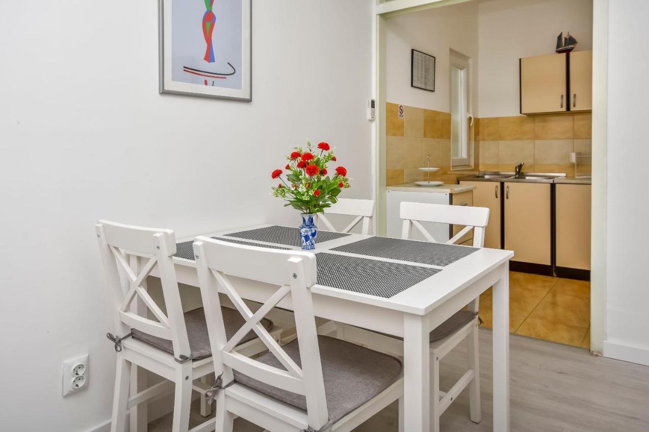 Apartments Matas Rogoznica  Luaran gambar